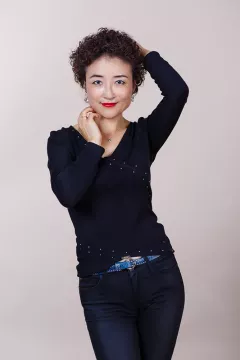 Photo de mannequin senior femme pour book