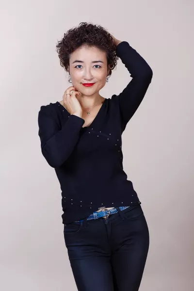 Photo de mannequin senior femme pour book