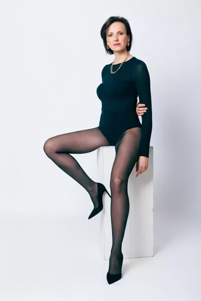 Photo de mannequin senior femme pour book